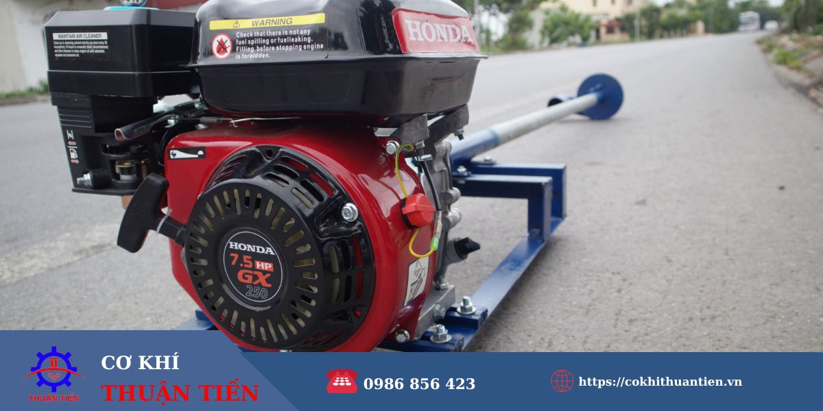 Mẫu máy hút bùn chạy xăng 7.5HP
