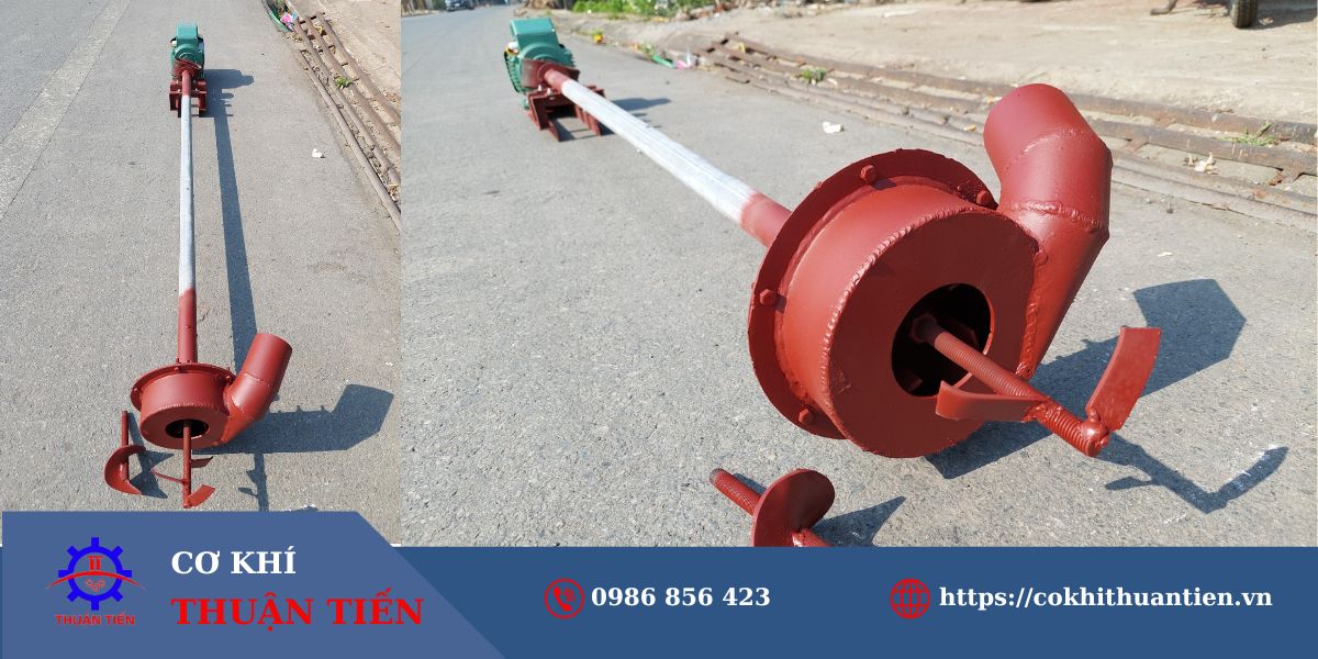 Máy hút bùn mini hay máy hút bùn cầm tay là thiết bị được thiết kế để hút bùn, cặn bã, nước thải ao hồ, hố móng, hay hệ thống thoát nước