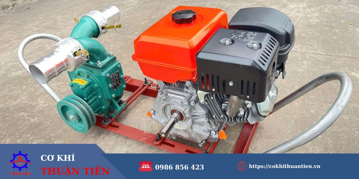 Máy hút bùn dùng máy nổ chạy xăng Vinafarm 6.5HP
