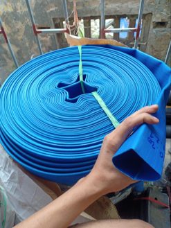 Dây bơm hút bùn là ống chuyên dụng được sử dụng để dẫn truyền các loại chất lỏng như bùn, cát, sỏi, chất thải từ máy bơm đến điểm xả